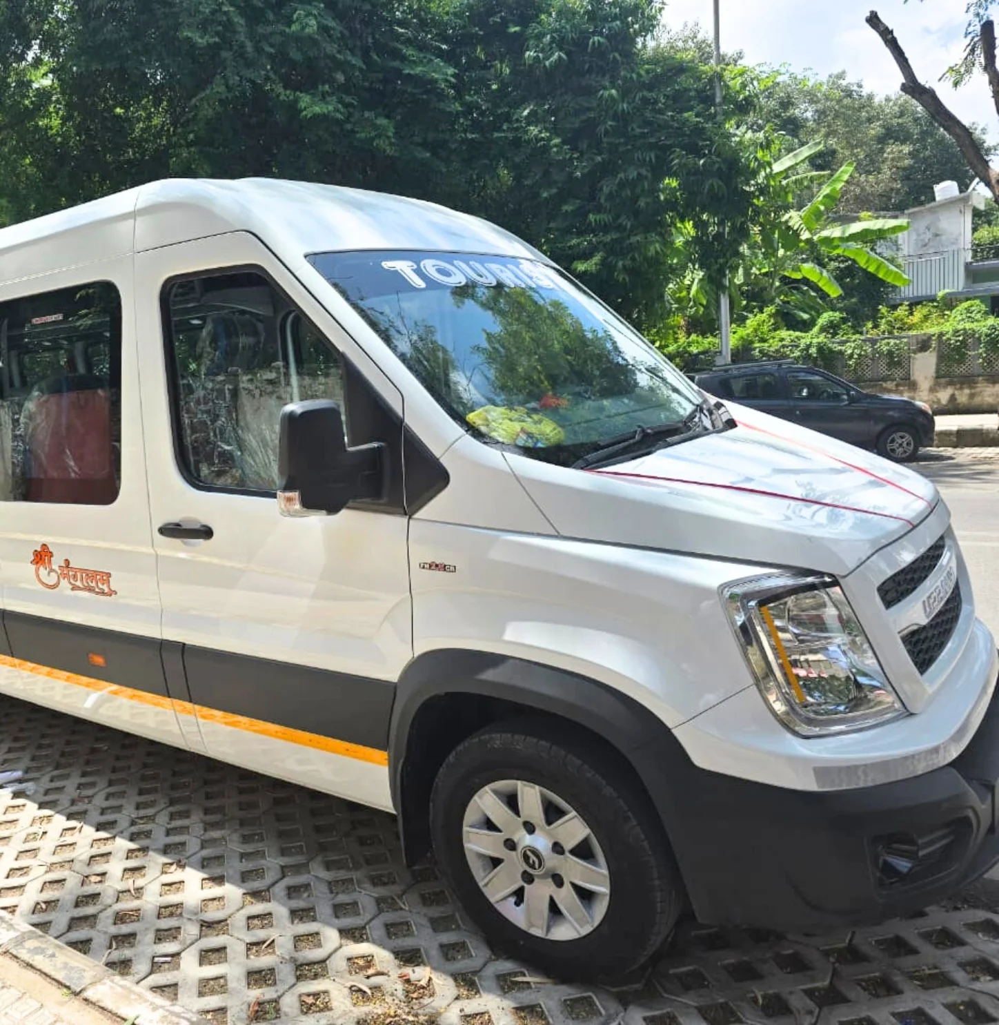 Urbania Tempo Traveller in Udaipur